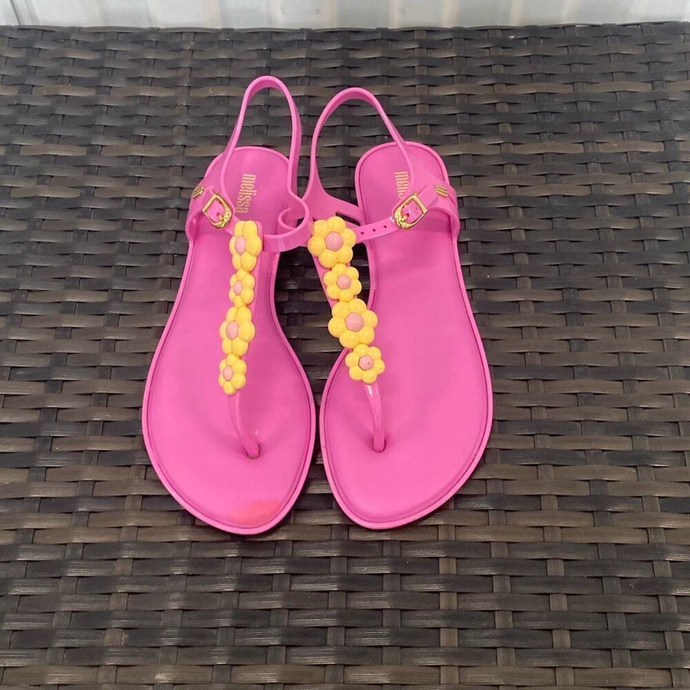 Melissa solar, spring sandals, with Daisy flowers women’s size 8